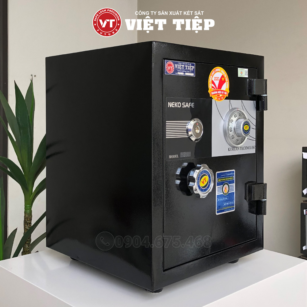 Ngoại hình két sắt khóa cơ VC56 màu đen Ngoại hình két sắt khóa cơ VC56 màu đen