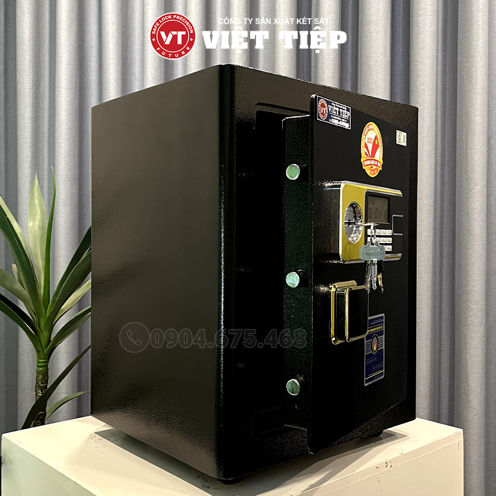 Két sắt DT68 màu đen có cấu tạo chắc chắn Két sắt DT68 màu đen có cấu tạo chắc chắn